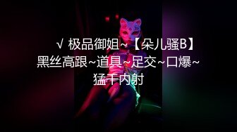 果冻传媒-偷情的护士 饥渴护士人妻偷情在家做爱 美乳淫妻张晴