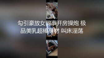 精液都射进这个浓妆艳抹妹子的鼻孔