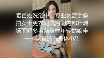   漂亮大眼美眉 小娇乳 无毛穴 在家吃鸡啪啪 被大肉棒无套输出 爆吃精