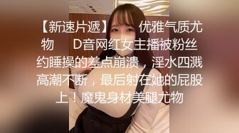 两个单男来家里轮流骑老婆