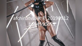 【OnlyFans】逃亡JJ爱KK，狂干群P，大型淫乱场面，两人真实夫妻，女的身材超级棒，群p的场面太过震撼 80